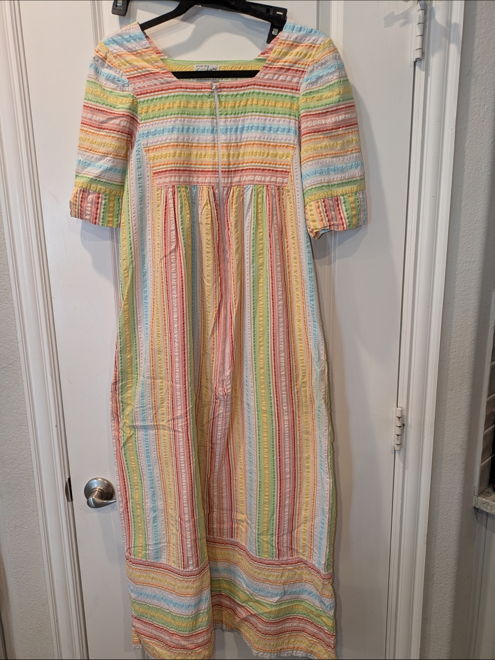 Vintage Style Rainbow Stripe Dress Front Zip Textured Midi Cottagecore Retro